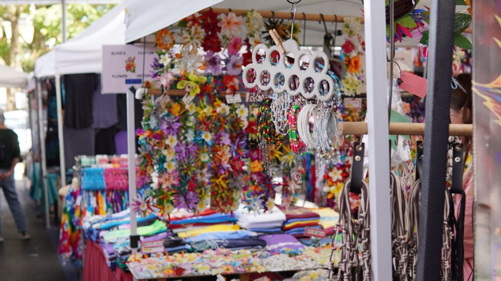 Kalapana Market with local culture made souvenirs displayed on the table.